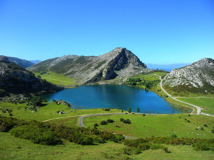 Ruta a Los Lagos desde Demués
